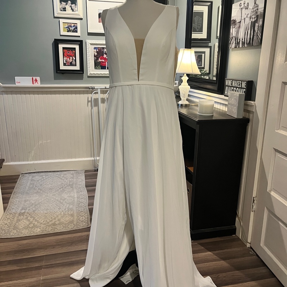 Off white 12 Aline Chiffon Bridal Gown